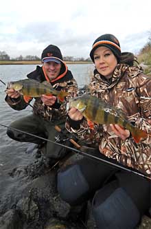 101122Emma_and_Mads_with_perch_393325450.jpg
