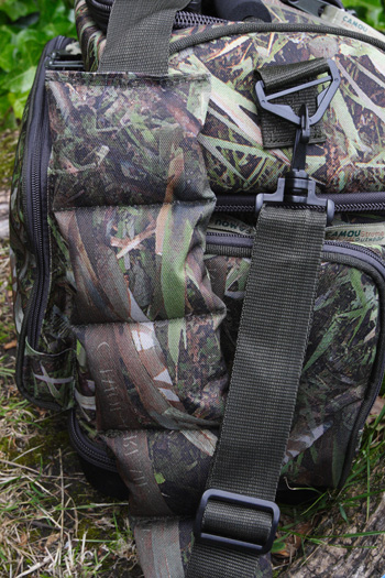 Shoulder strap- adjustable, padded and detachable