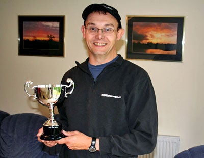 Mark Wintle, the FM Species Hunt 2006 Individual Winner with his Trophy