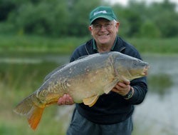 Carp to over 20lb from lily beds