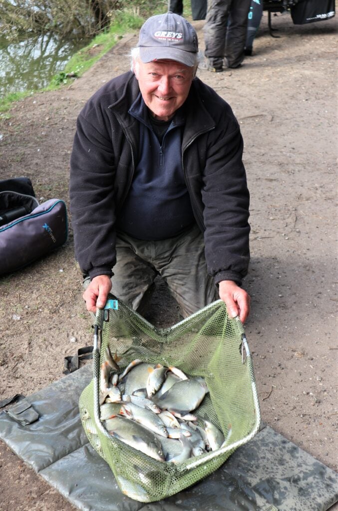 Dave Coster's Fishing Diary  FishingMagic Forums - sponsored by